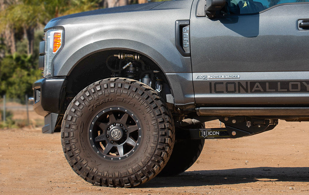 ICON 17-22 Ford F250/F350, 4-5.5" Lift Stage 5 Suspension System, w/Radius Arm