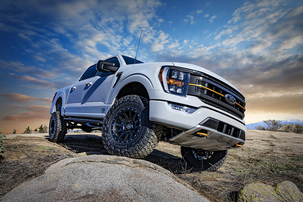 ICON 2021-2023 Ford F-150 Tremor, 2.5-3" Lift, Stage 2 Suspension System, Billet UCA w/ Leaf Packs