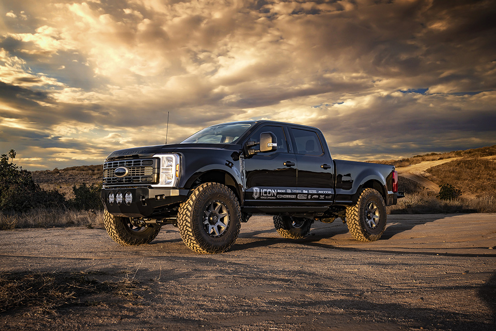 ICON 2023 Ford F-250/F-350 Super Duty 4WD Gas, 4.5" Lift, Stage 1 Suspension System w/ Expansion Packs