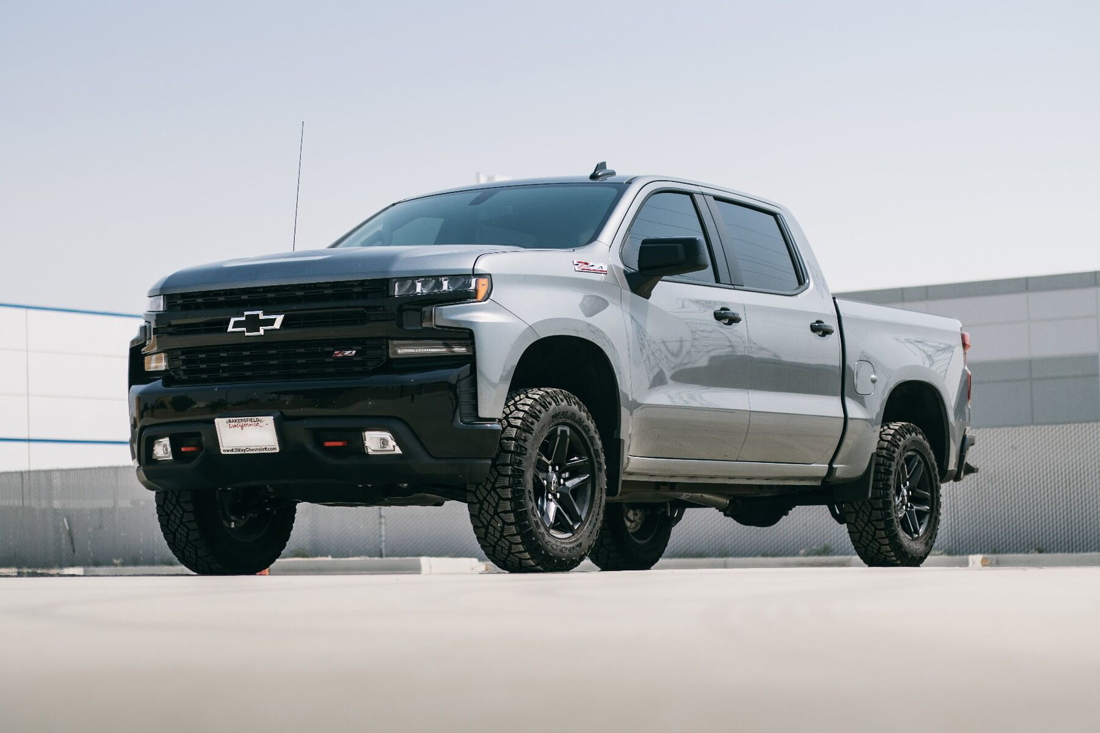 Cognito 1-Inch Performance Leveling Kit With Elka 2.0 IFP Shocks for 2019-2024 Silverado Trail Boss/Sierra AT4 1500 4WD