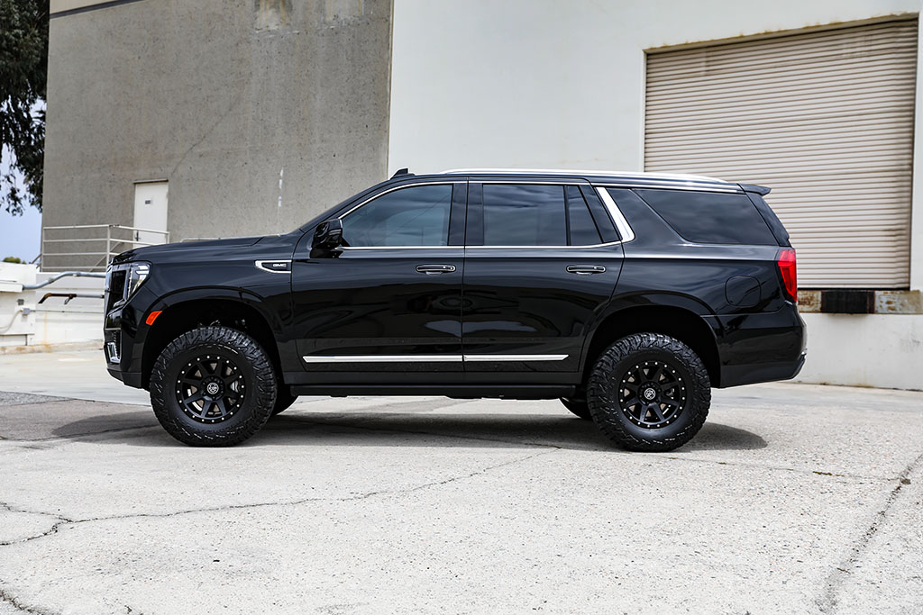 ICON 2021-2024 Chevrolet Tahoe & Suburban/2021-2024 GMC Yukon & Yukon XL, 2.5-3.25" Lift, Stage 1 Suspension System