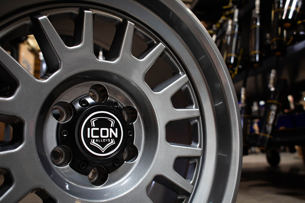 ICON Alloys Anza, Gun Metal, 17 x 8.5 / 5 x 150, 25mm Offset, 5.75" BS